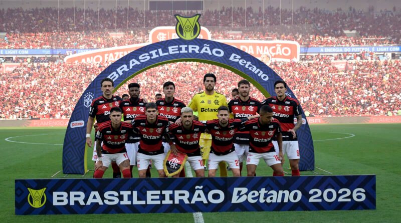 Torcida do Flamengo no Maracanã em marca de 1 milhão de ingressos vendidos em 2026