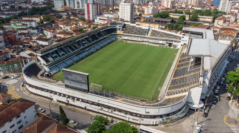 Vila Belmiro, estádio do jogo histórico Flamengo 5x4 Santos em 2011